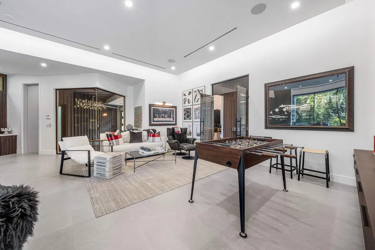 Royal Palm Yacht and Country Club Residence photo 52