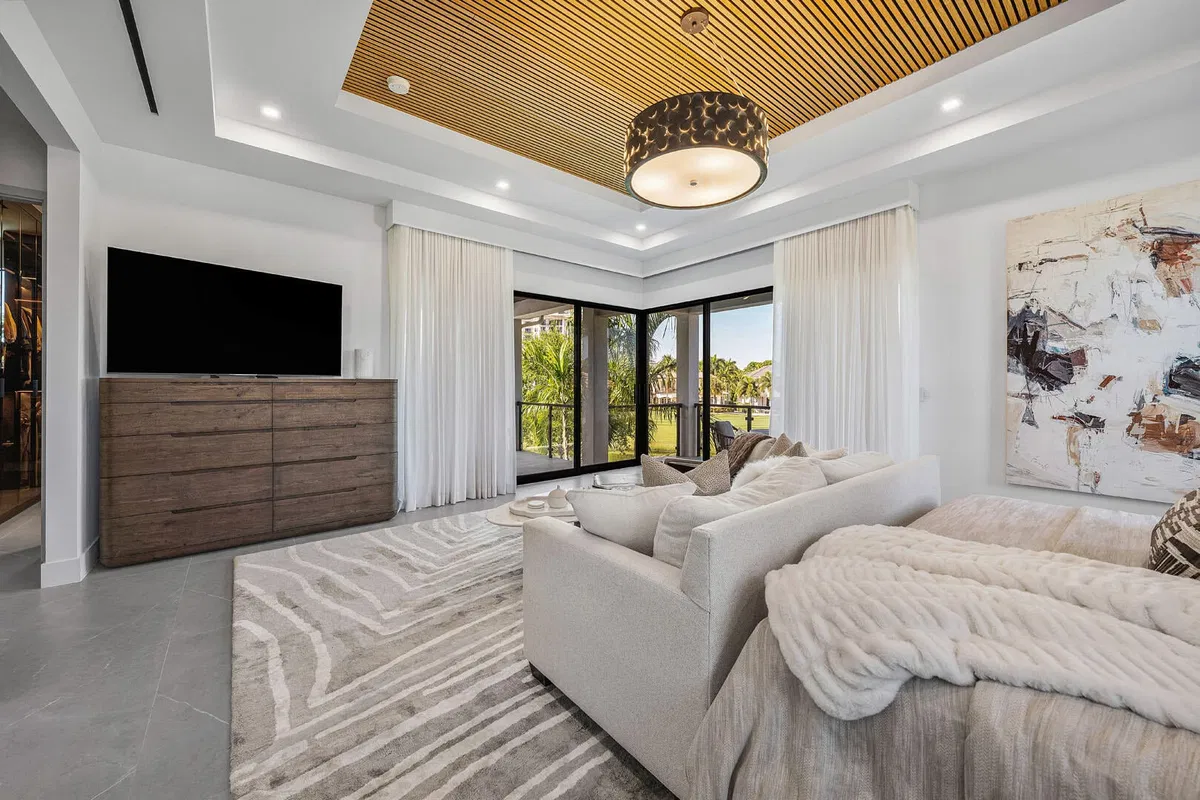 Royal Palm Yacht and Country Club Residence photo 67