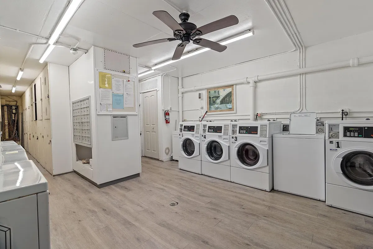  Unit 208 photo 16