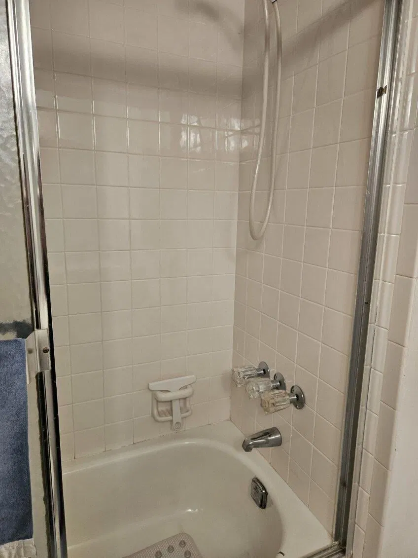 Unit 1239 photo 10