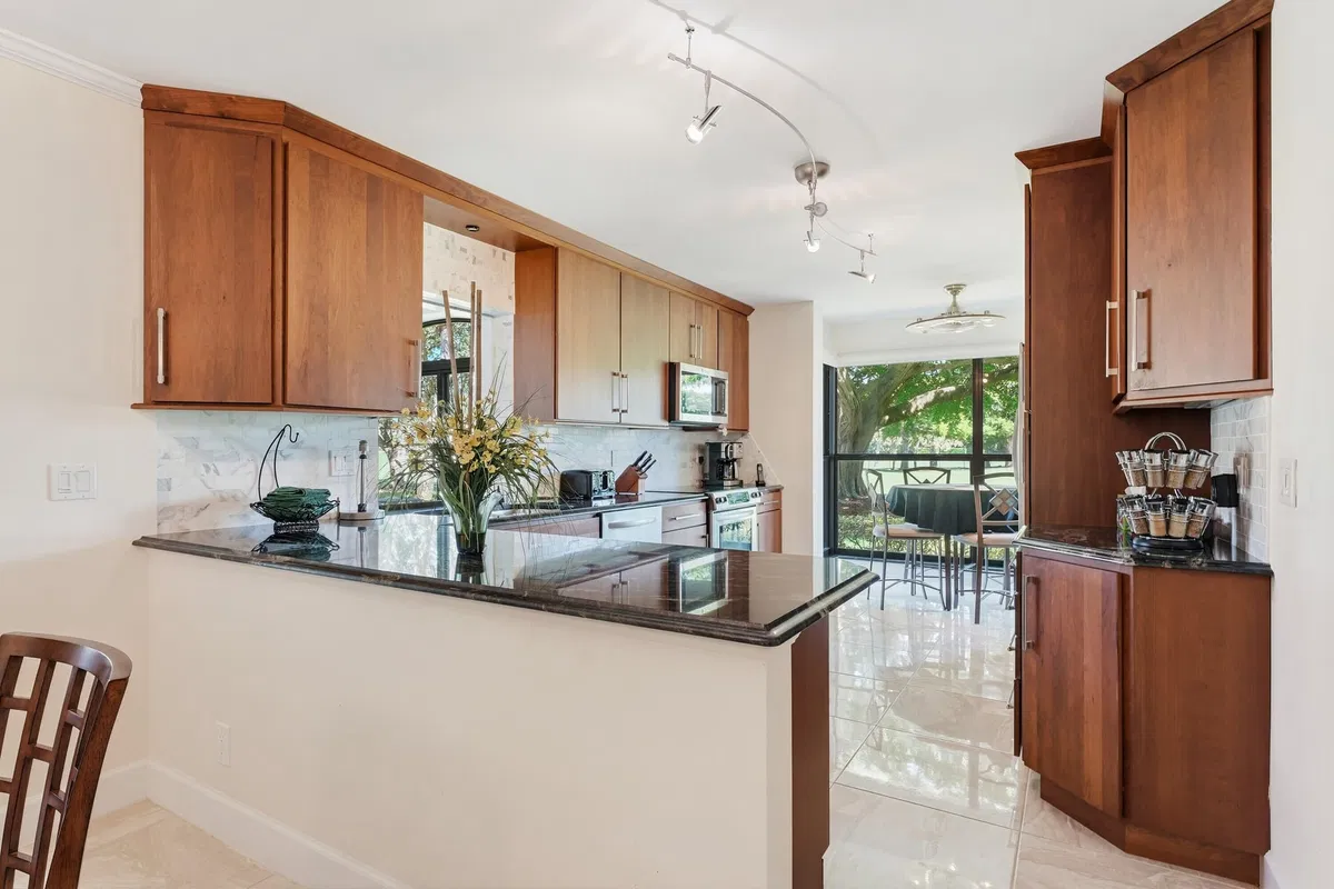 Jonathan's Landing Jupiter FL Unit 107 photo 13