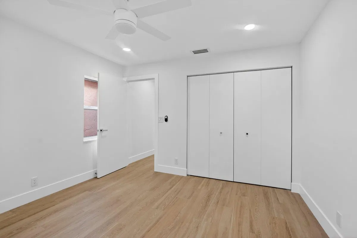 Residence photo 25