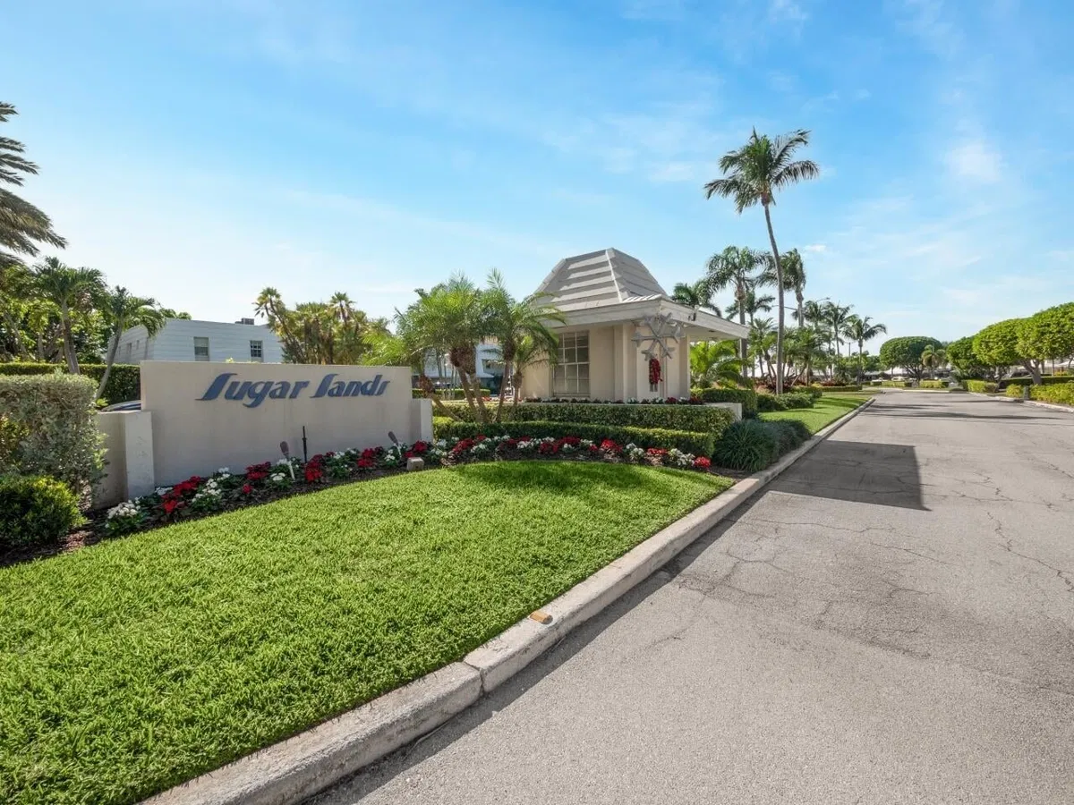Singer Island Residence photo 13
