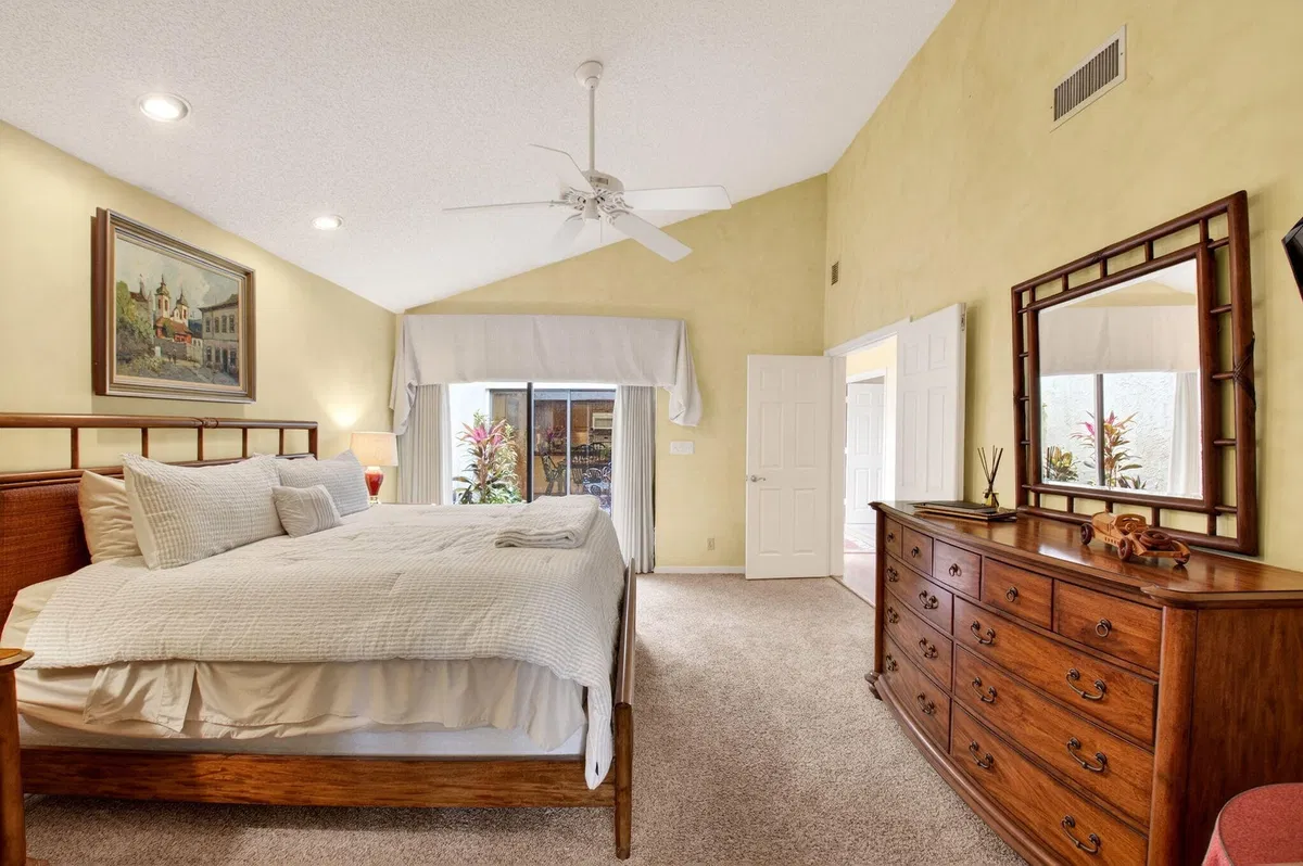 Residence photo 34