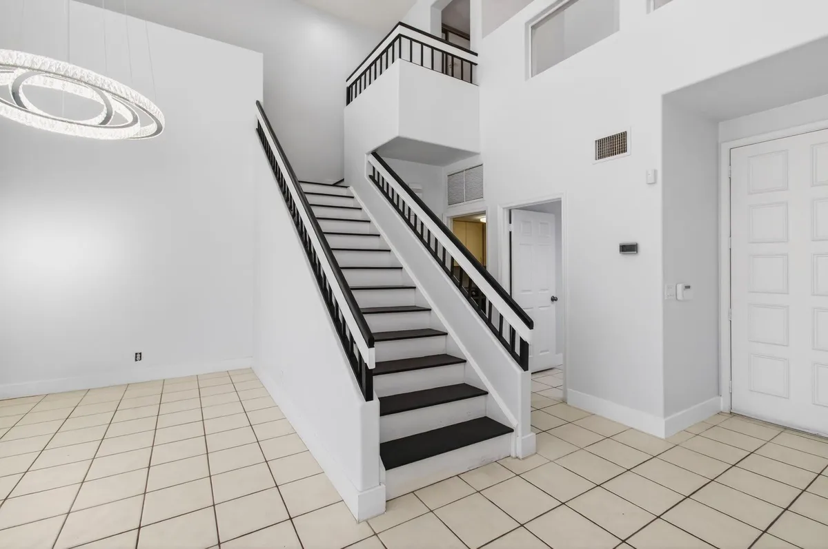 Residence photo 31