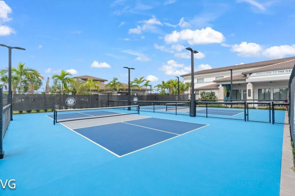 Valencia Grand Residence photo 49