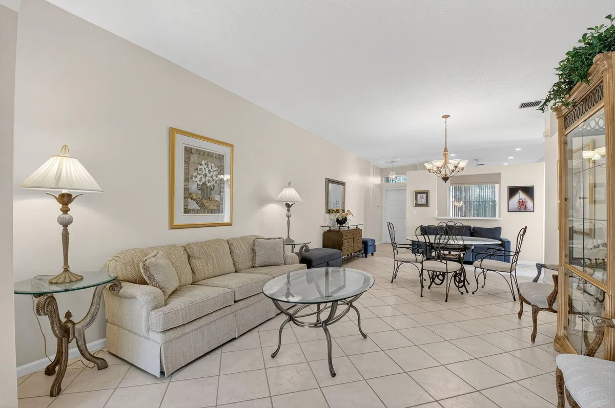  Residence photo 13