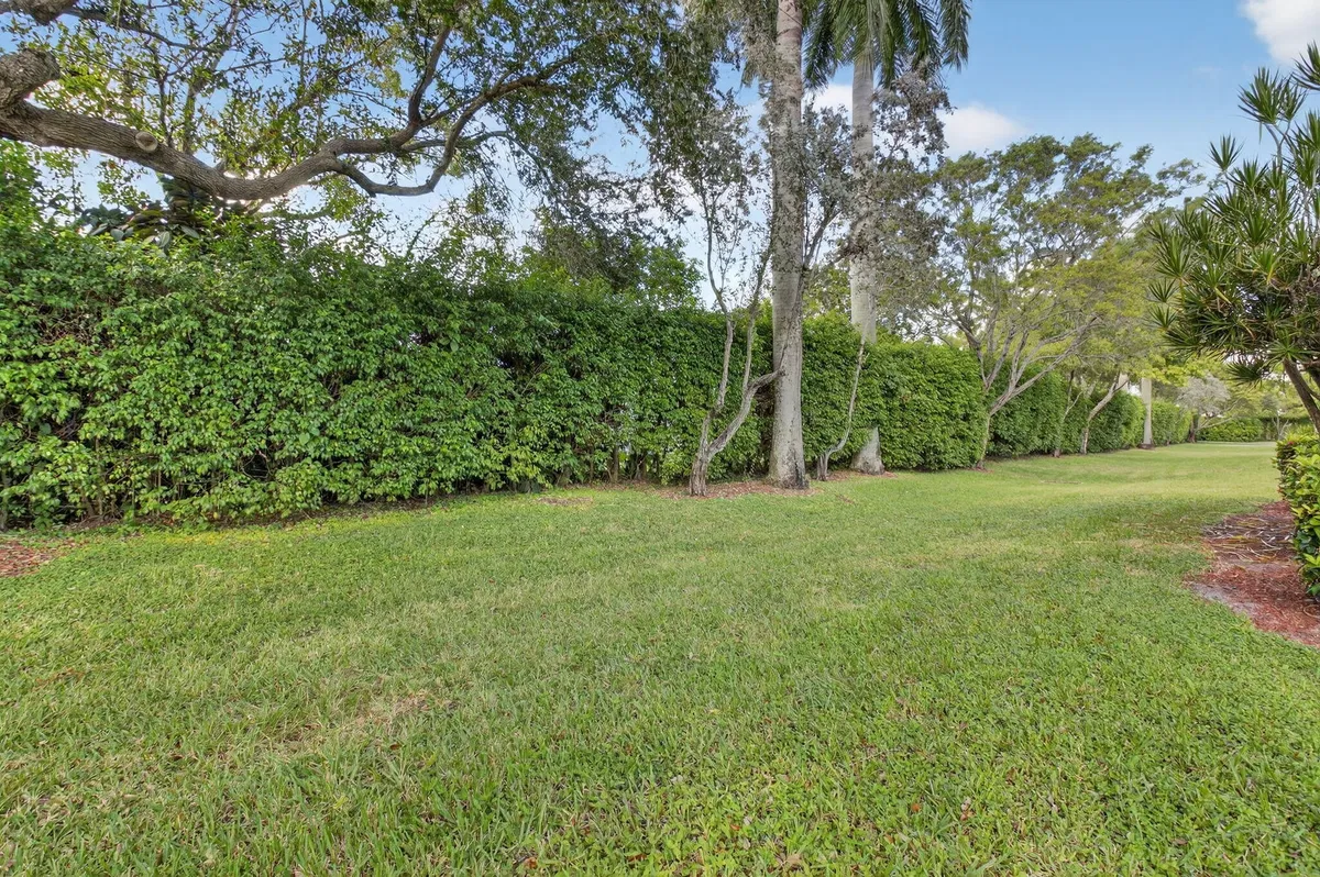  Residence photo 37