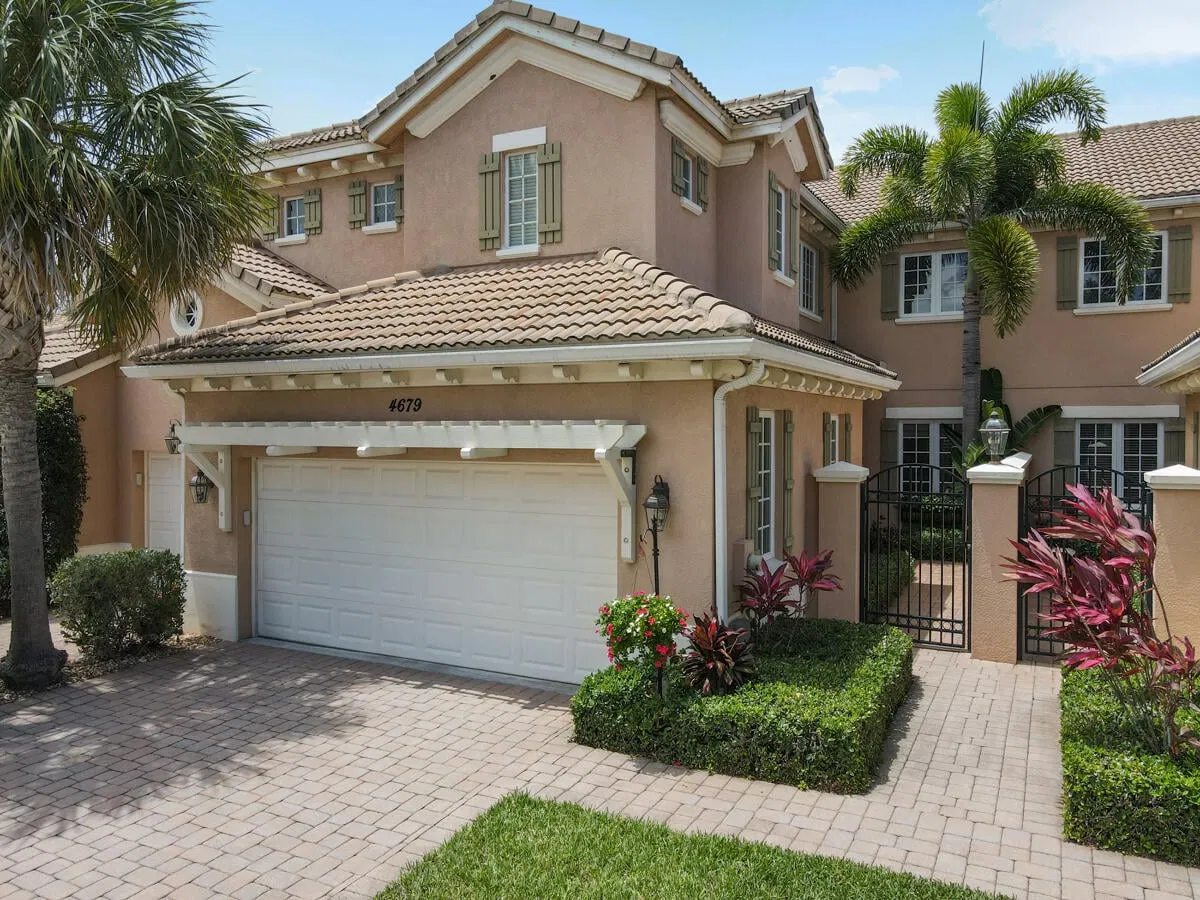 Paloma Palm Beach Gardens Residence