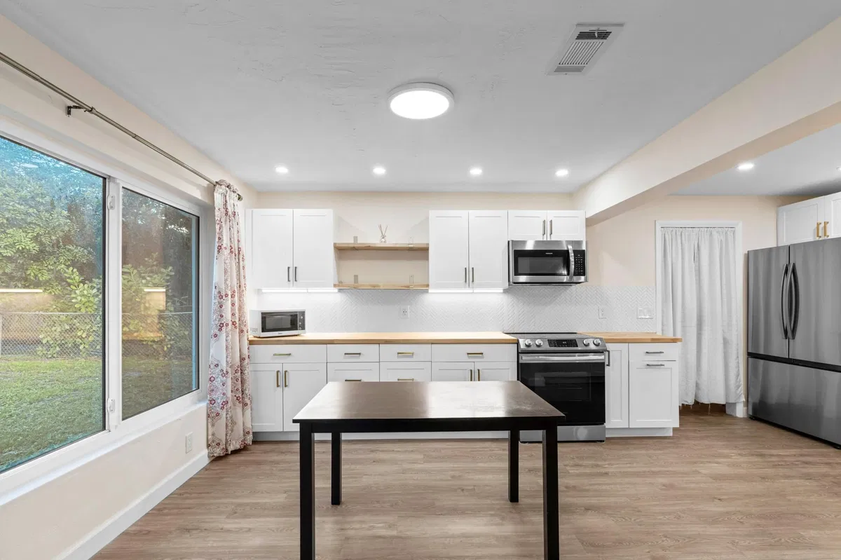 Residence photo 10