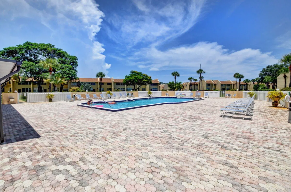 Unit 312 photo 46