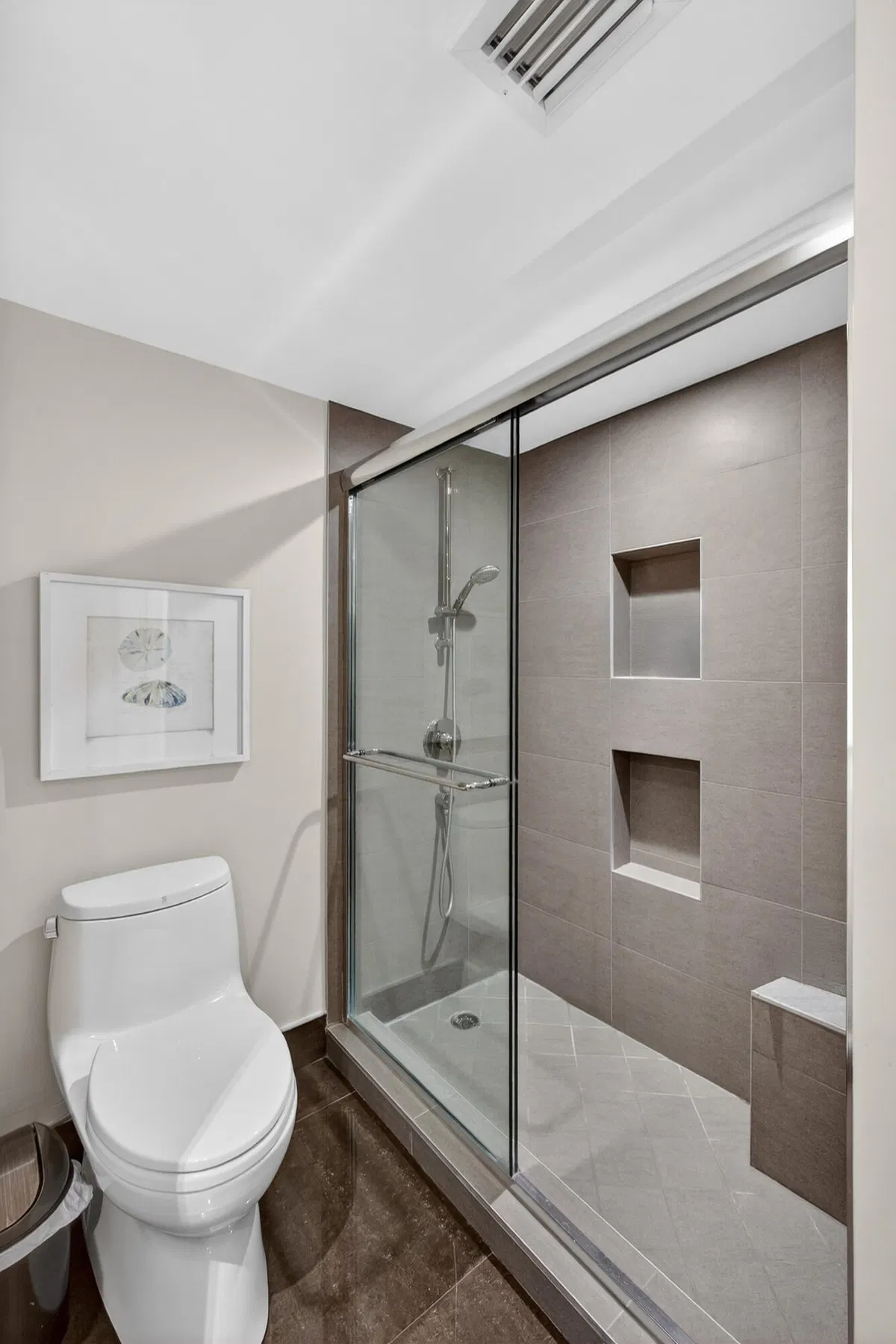 Unit 401 photo 43