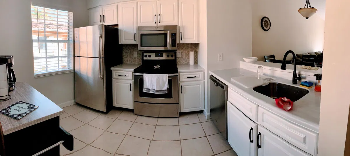 Unit 203 photo 4