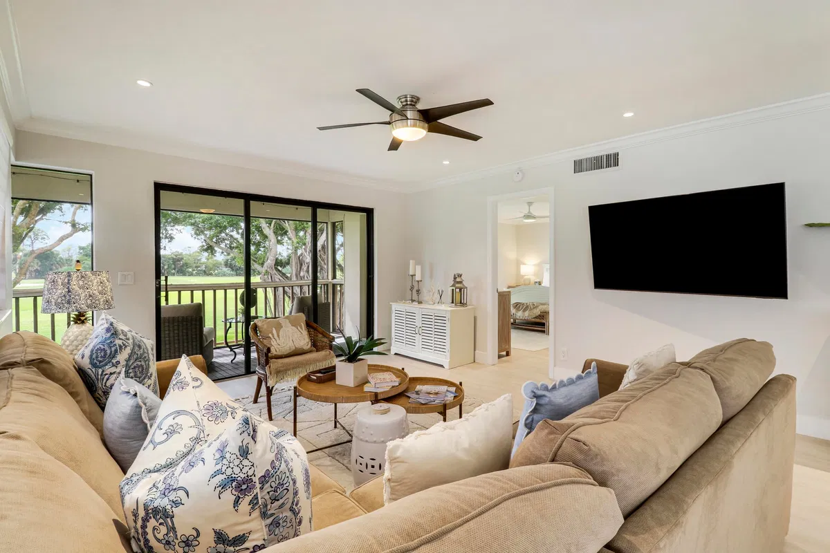 PGA National Palm Beach Gardens Residence photo 16