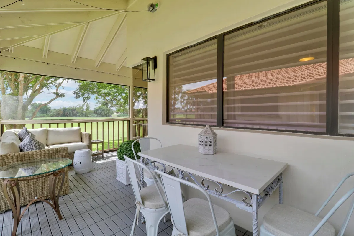 PGA National Palm Beach Gardens Residence photo 40