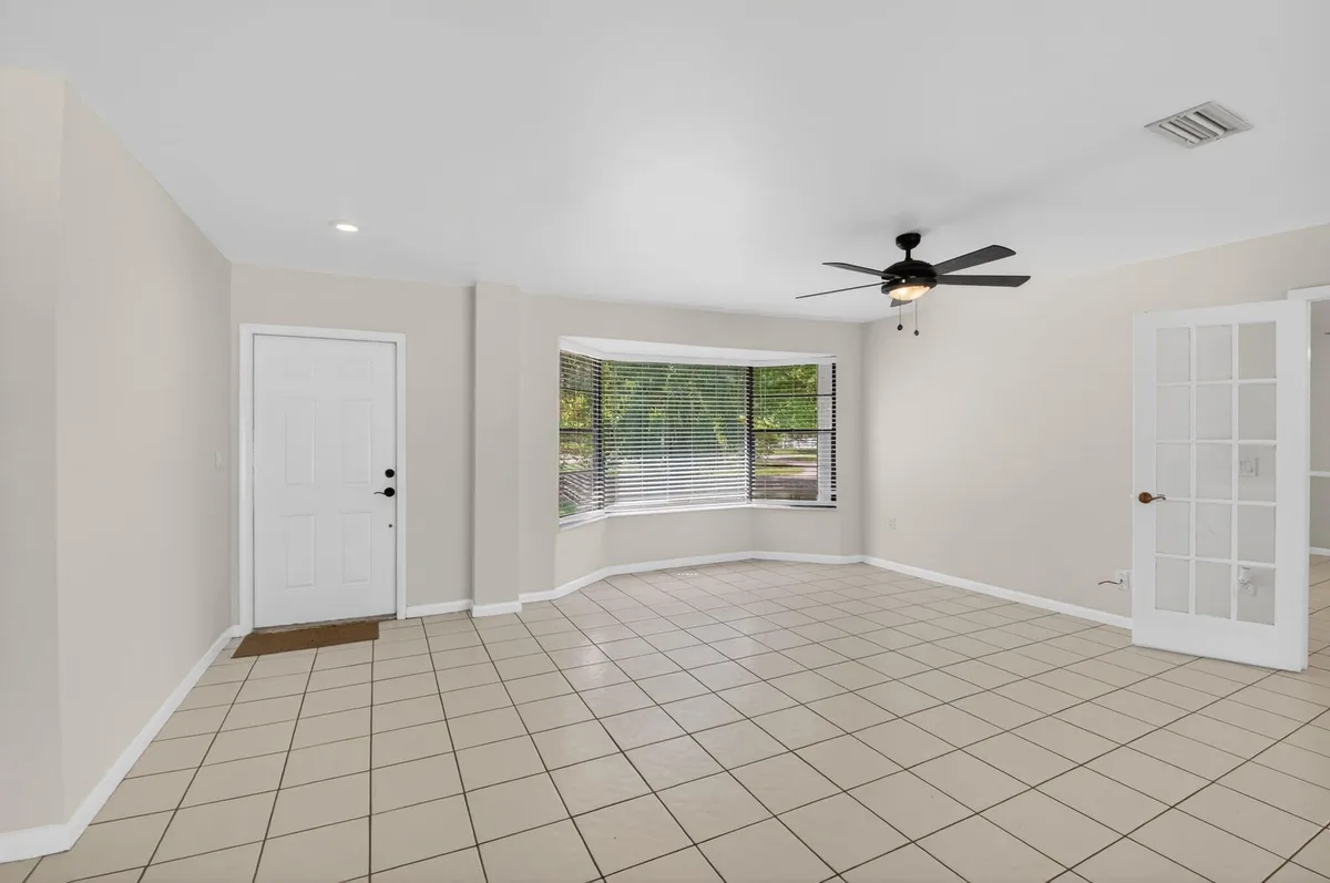 Residence photo 7