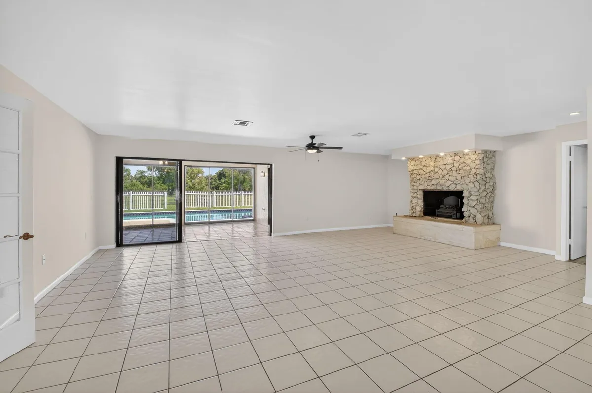 Residence photo 10