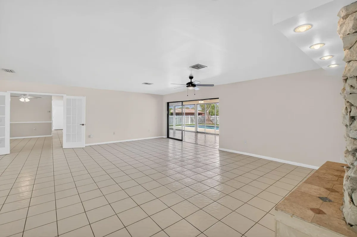 Residence photo 13