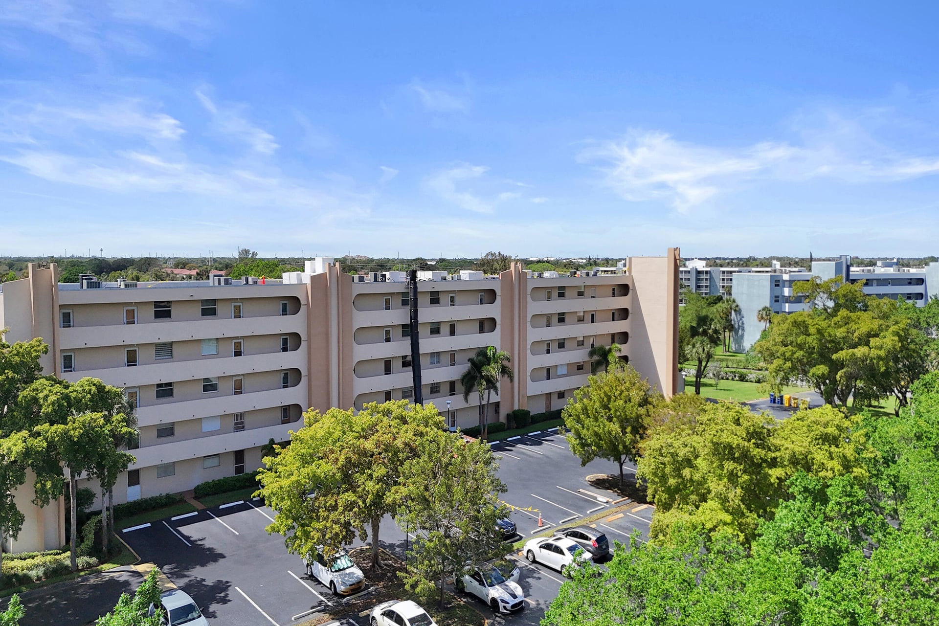 Unit 116 photo 61