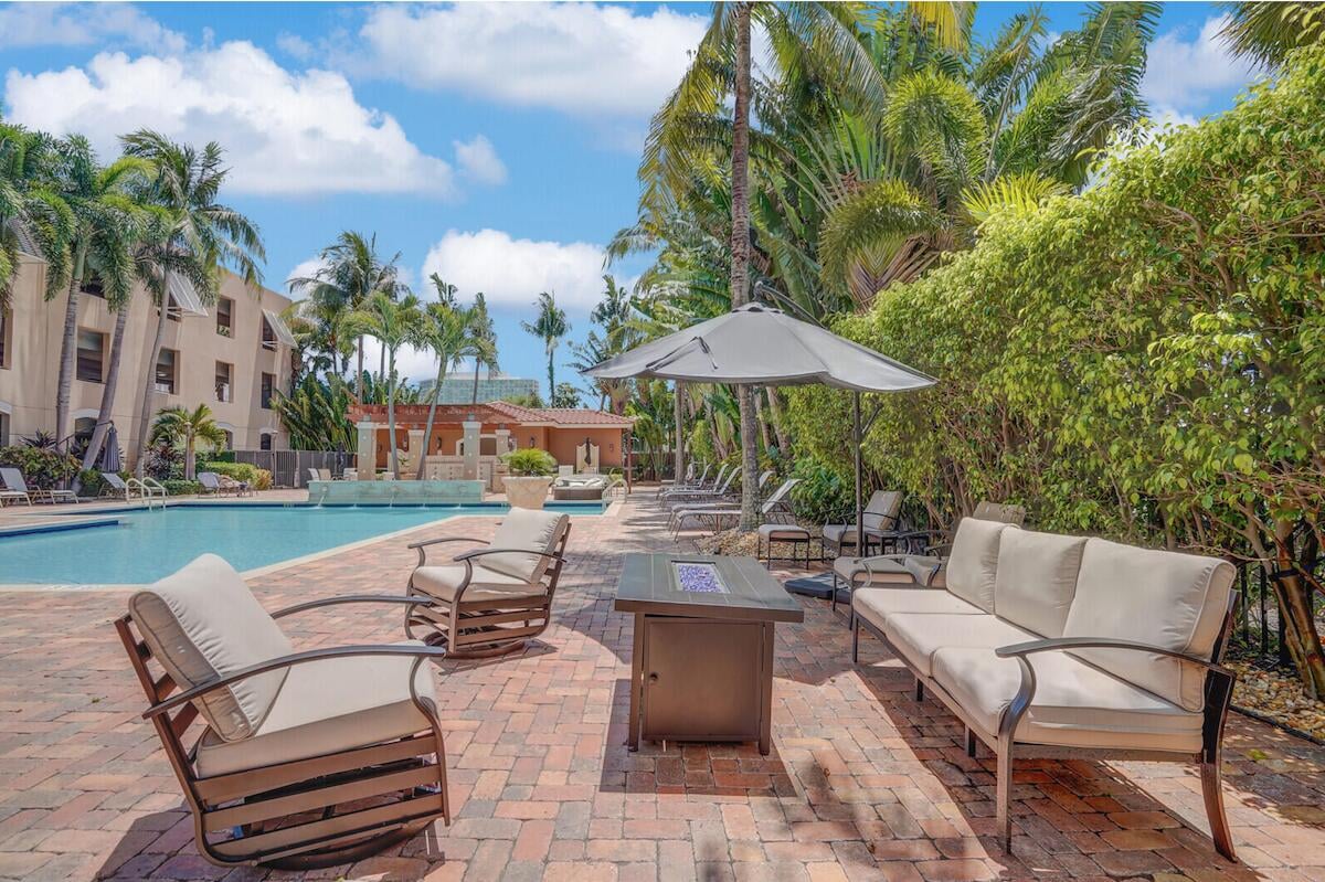 The Montecito Unit Lp4 photo 16