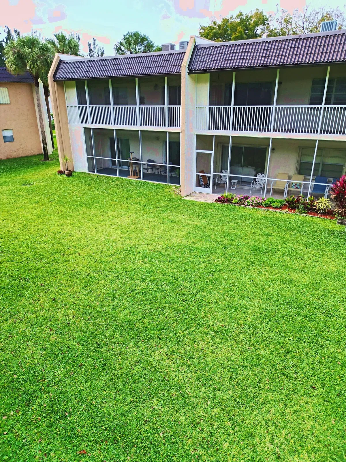 Unit Apt 233 photo 4