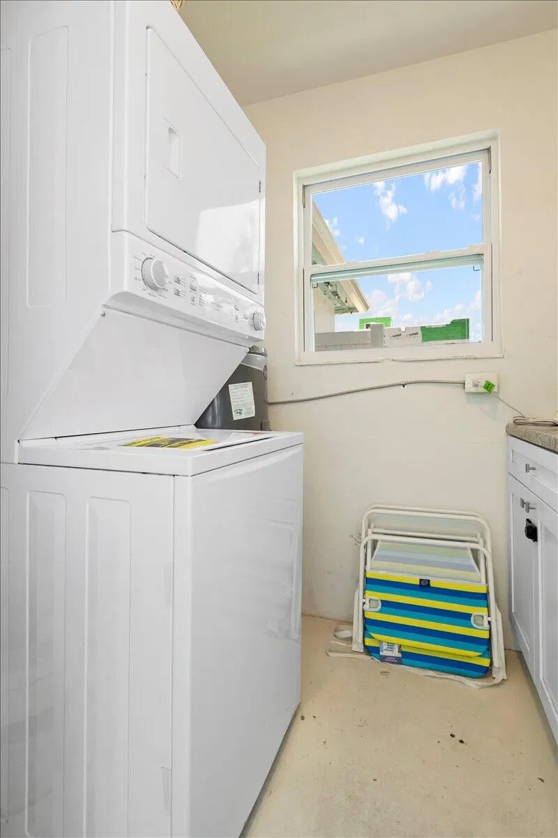 Unit A & B photo 22