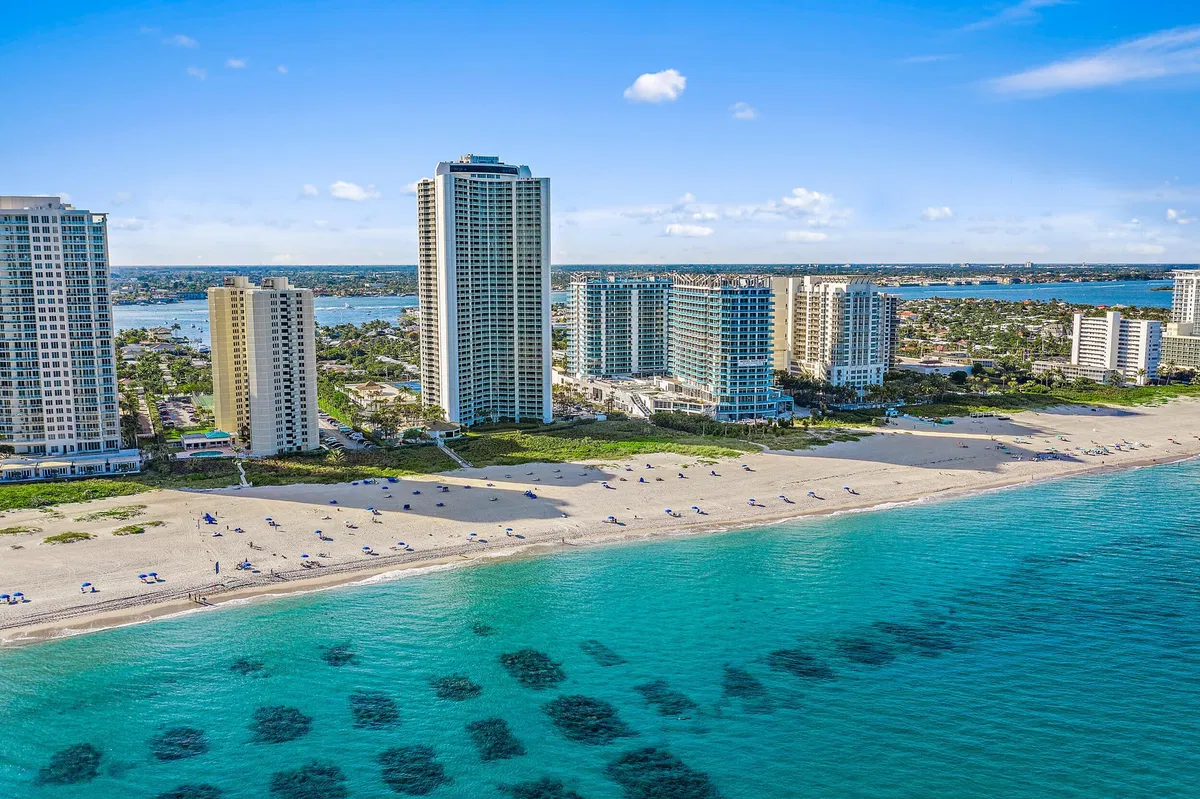 Singer Island Unit 17d photo 19