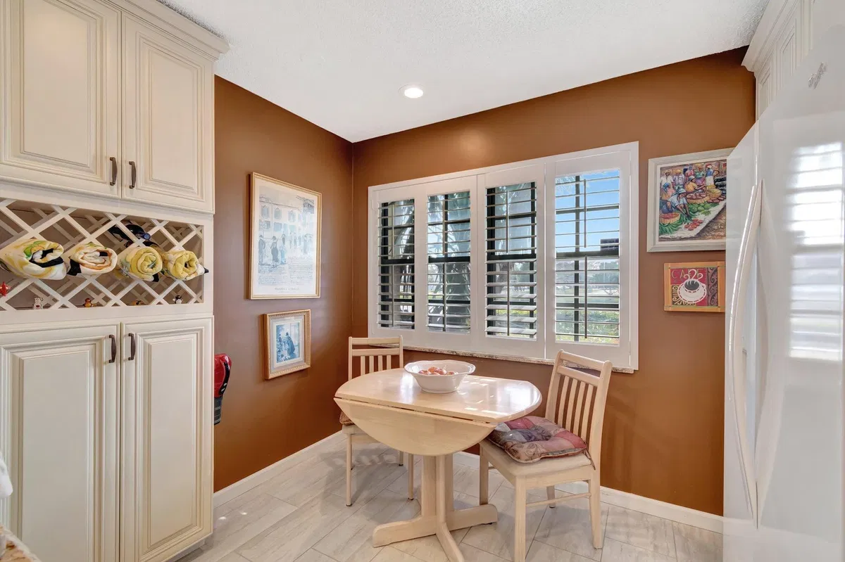 Residence photo 19