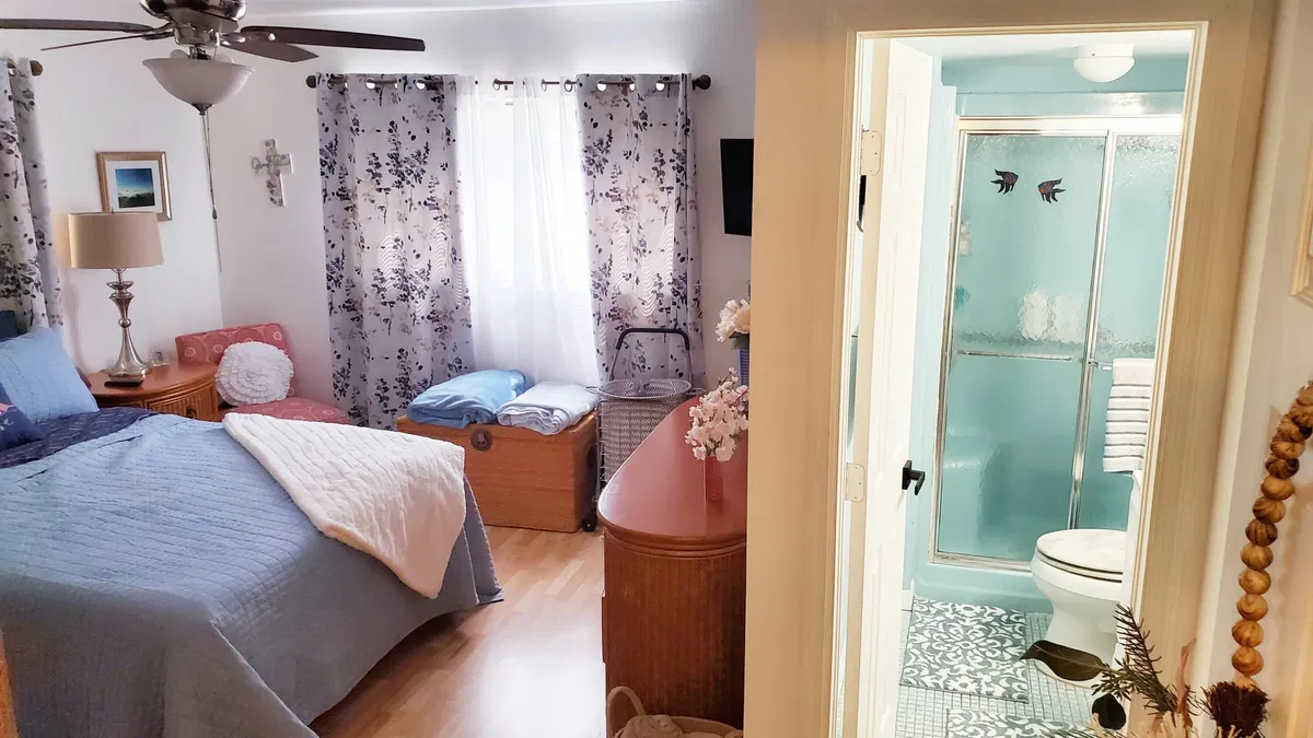 Unit 209 photo 13