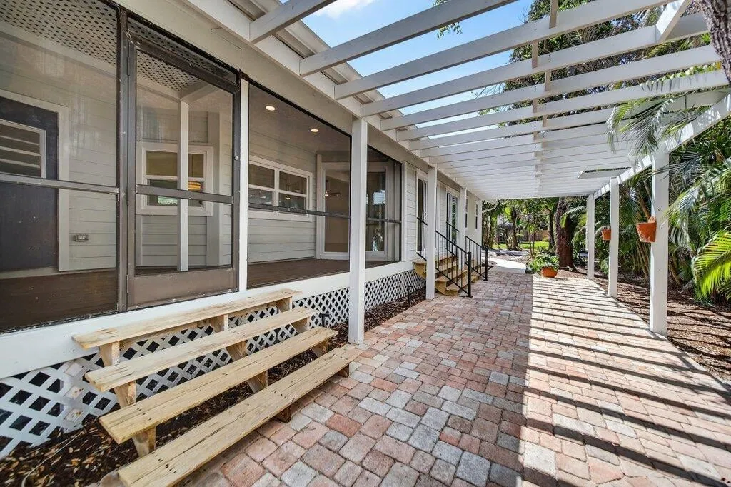 Residence photo 37