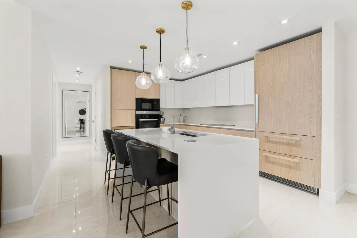 Amrit Ocean Resort & Residences Unit 1604 photo 4