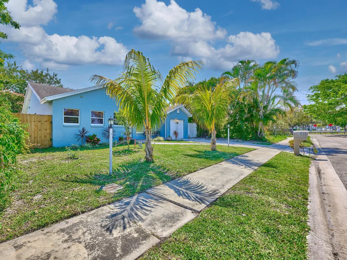 Residence photo 4