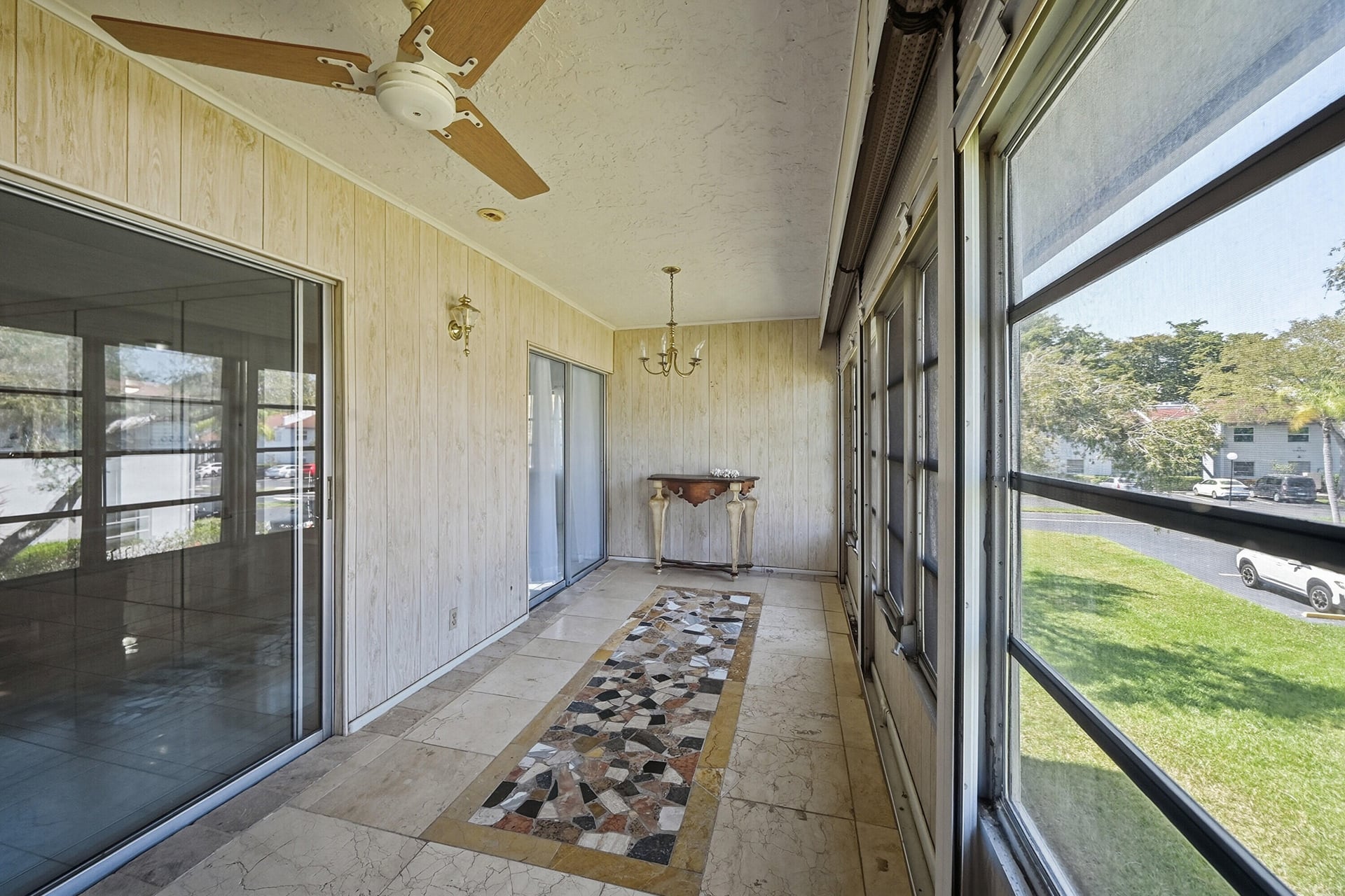 Residence photo 22