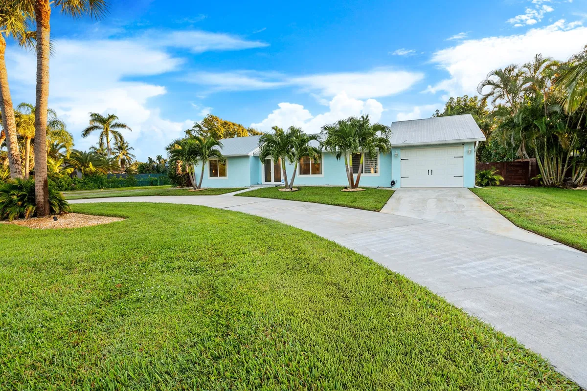 Residence photo 4