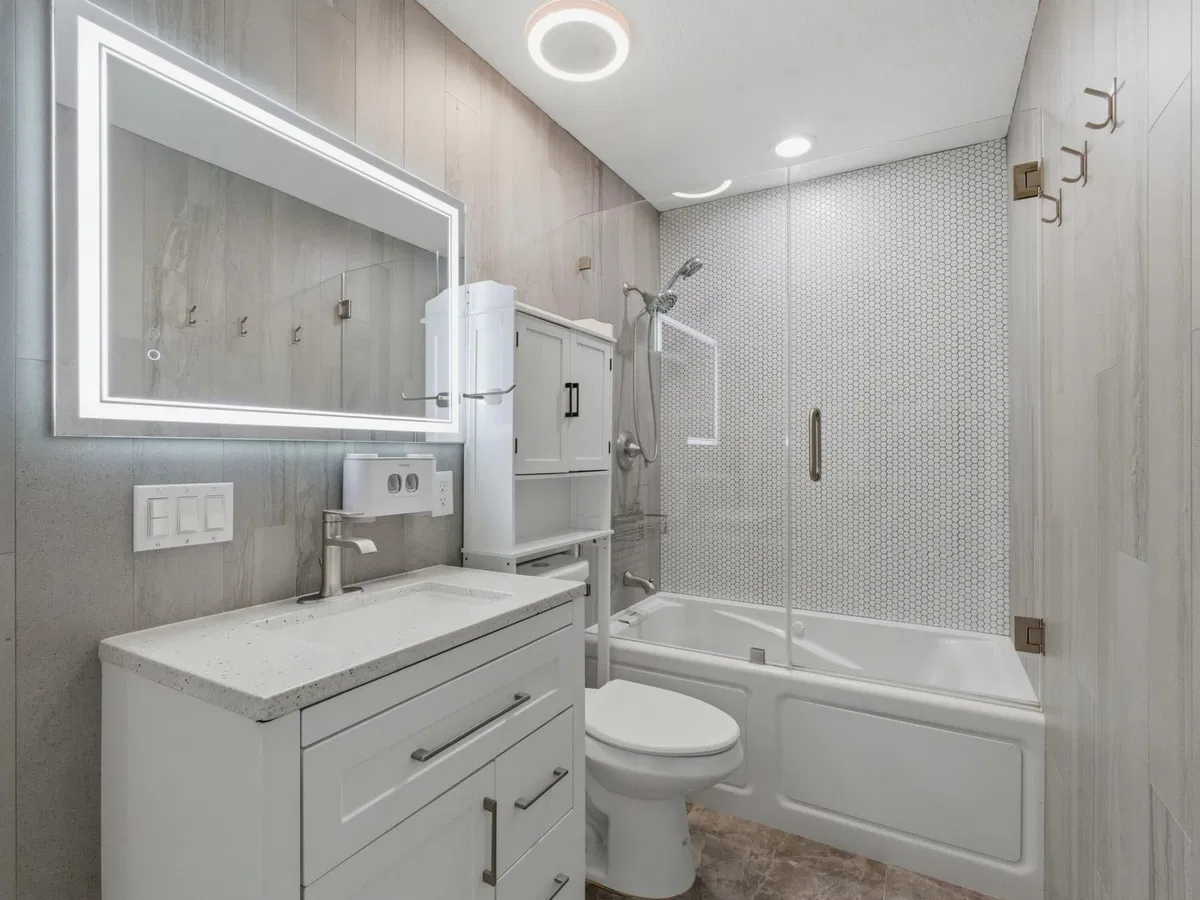 Residence photo 25
