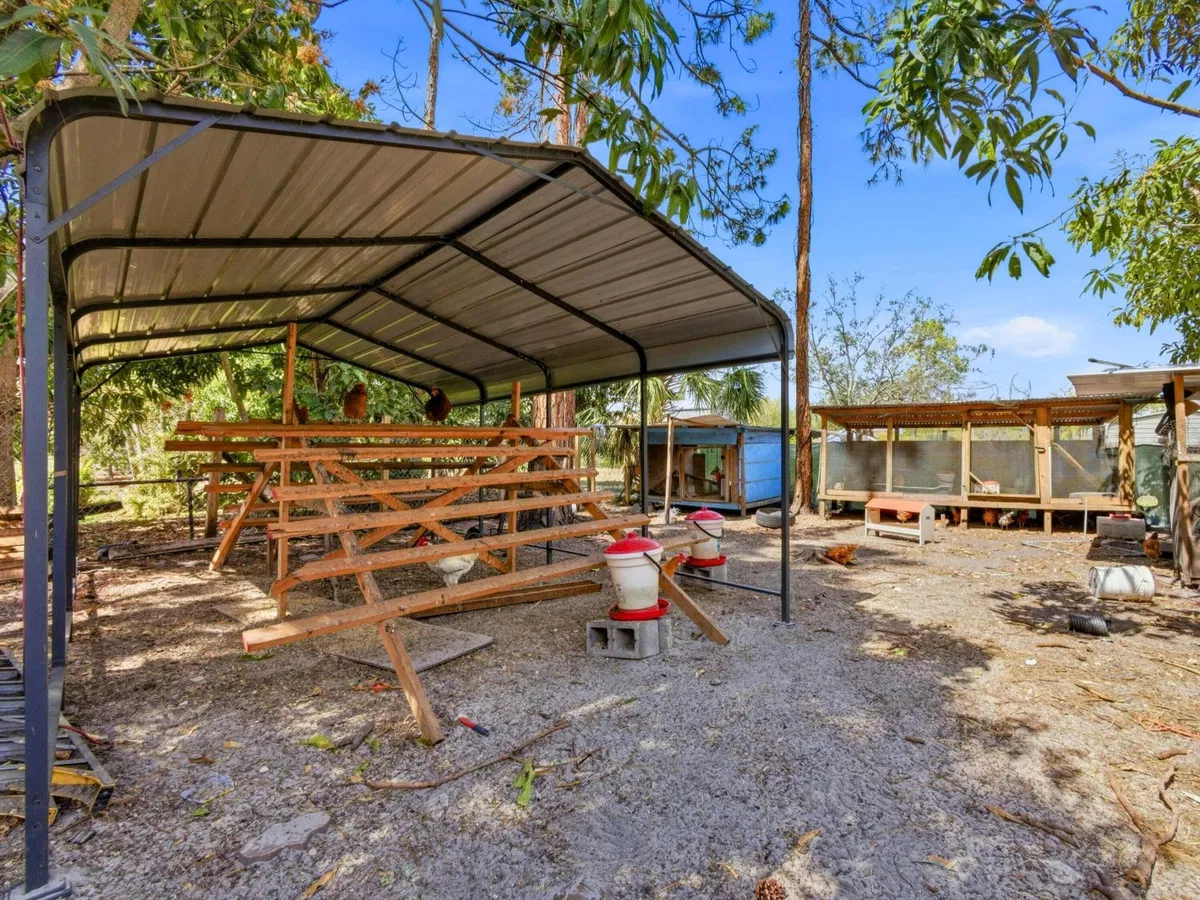 Residence photo 34