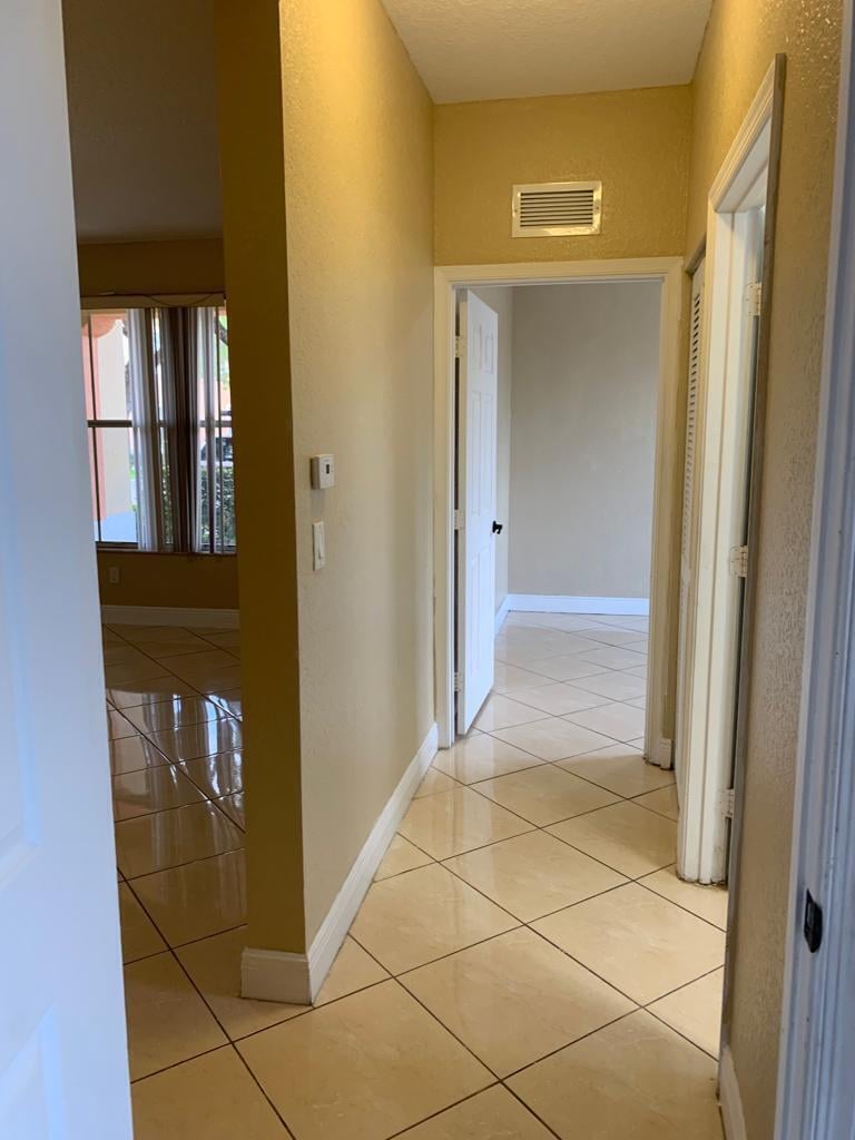  Unit 25 photo 16