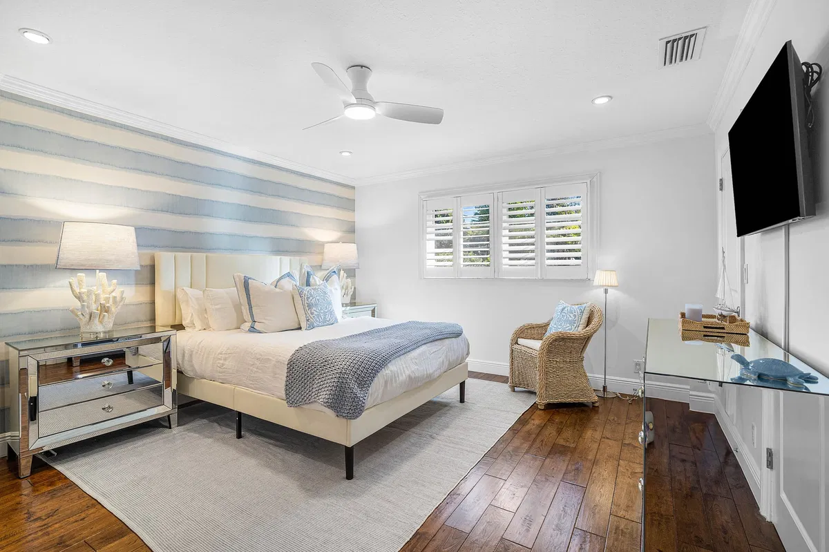 Palm Trail Delray Beach Residence photo 28
