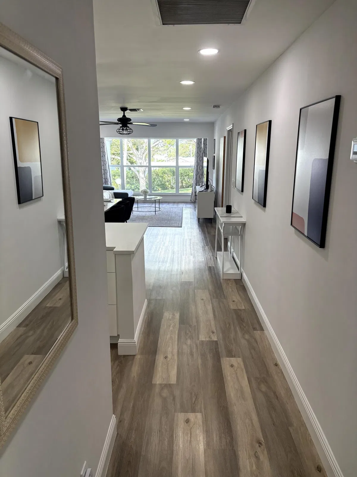 Unit 204 photo 4