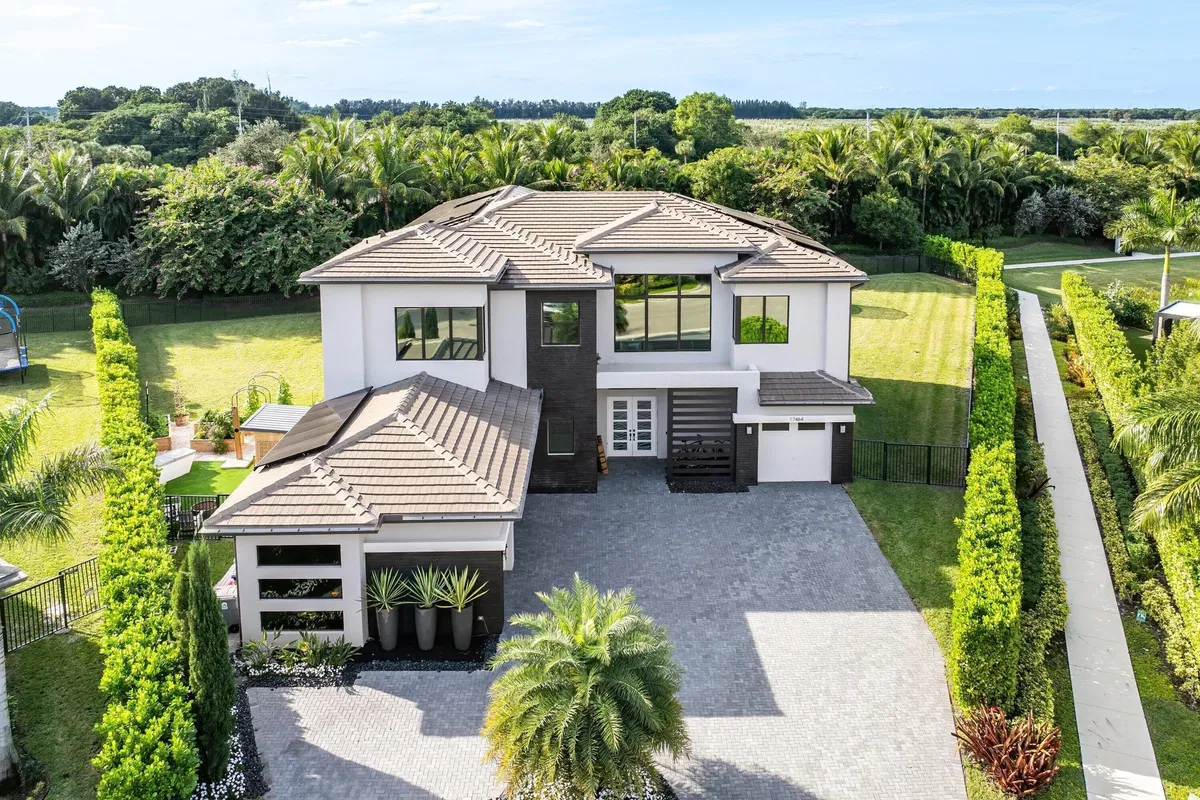Boca Bridges Residence