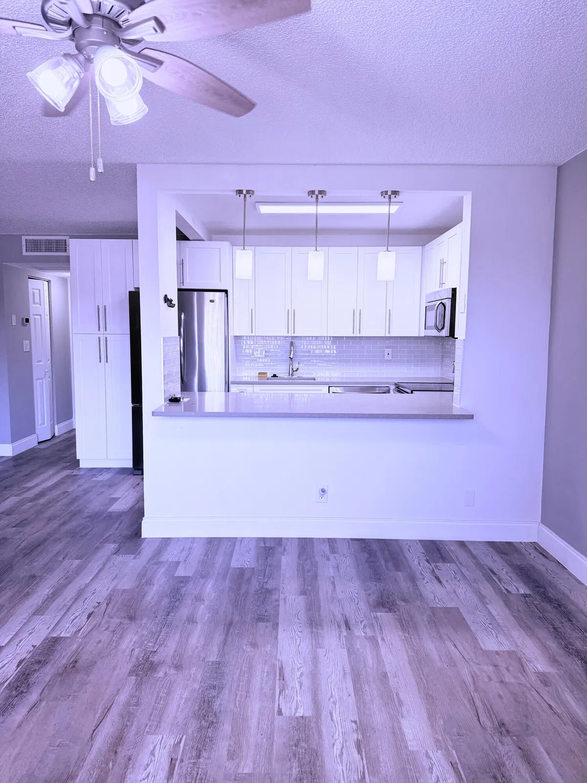 Unit 319 photo 7