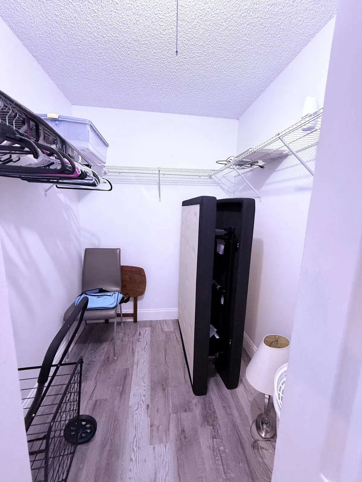 Unit 319 photo 37