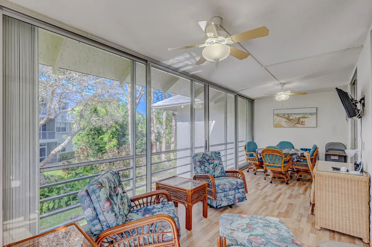 Singer Island Unit APT 7 photo 10