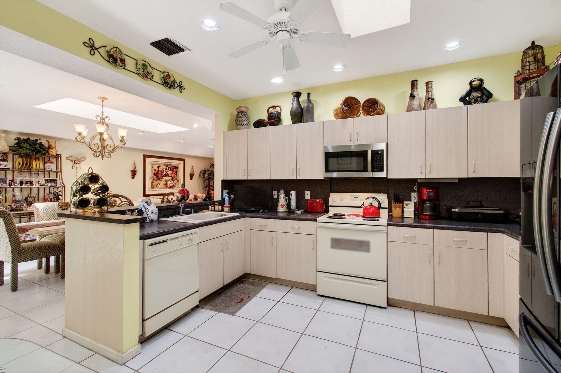Unit C photo 19