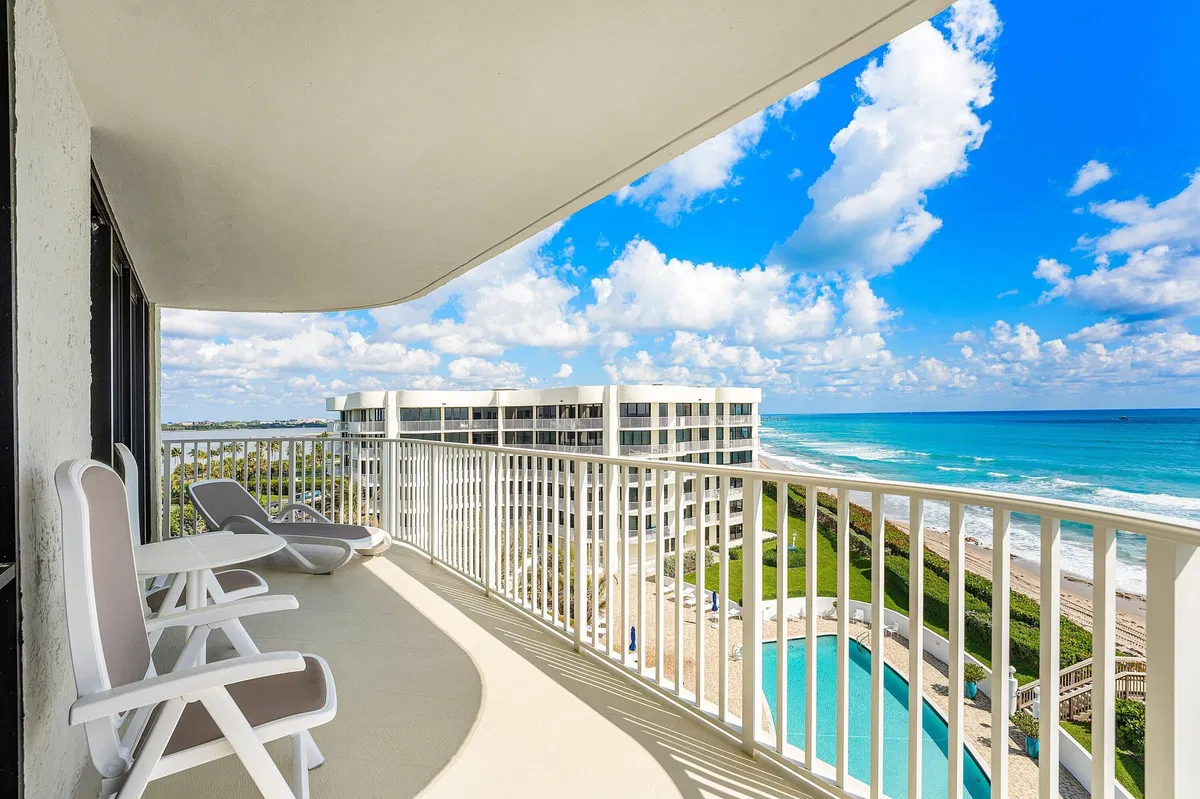 3360 South Ocean Residence photo 22