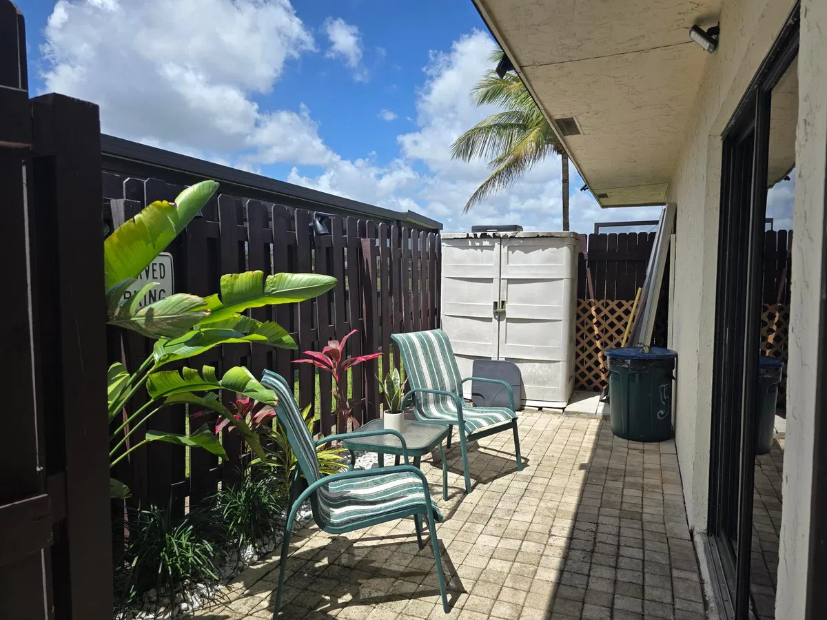  Residence photo 13