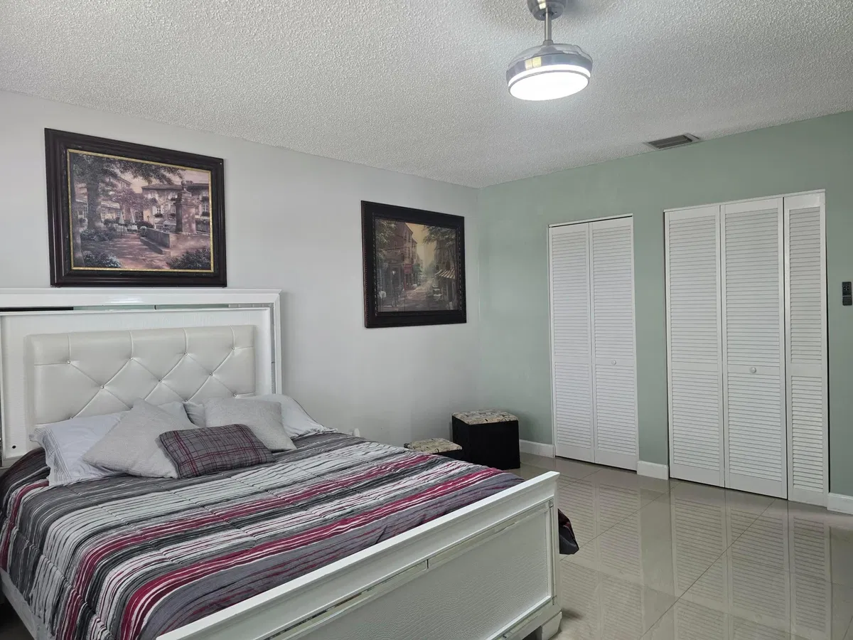  Residence photo 28