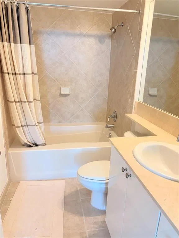 Boynton Beach Club Unit 510 photo 10
