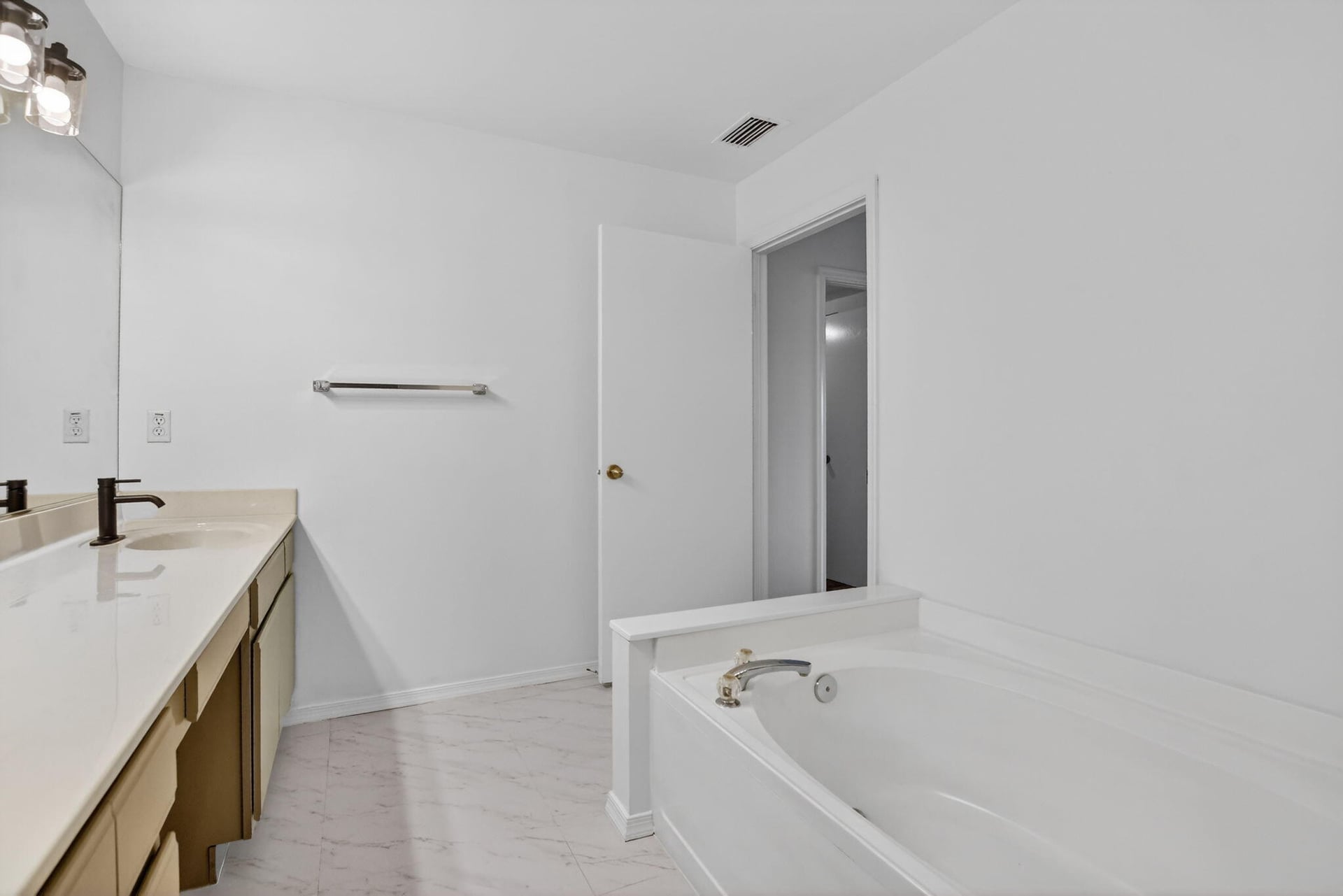 Residence photo 13
