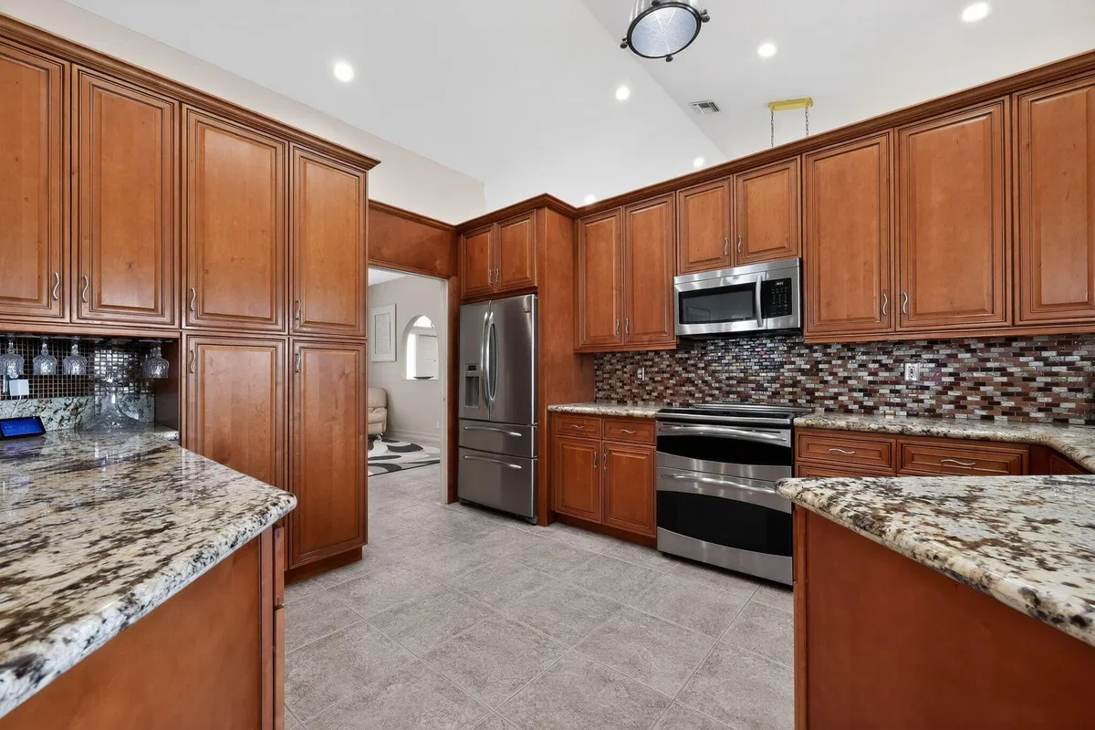 Residence photo 10